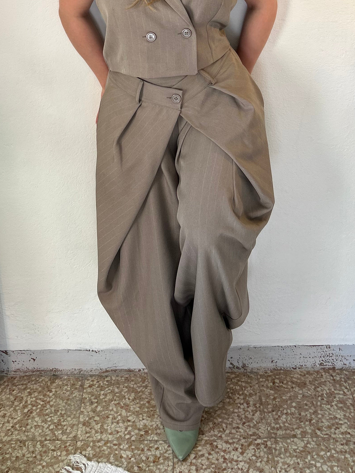 pantaloni plisset elephant
