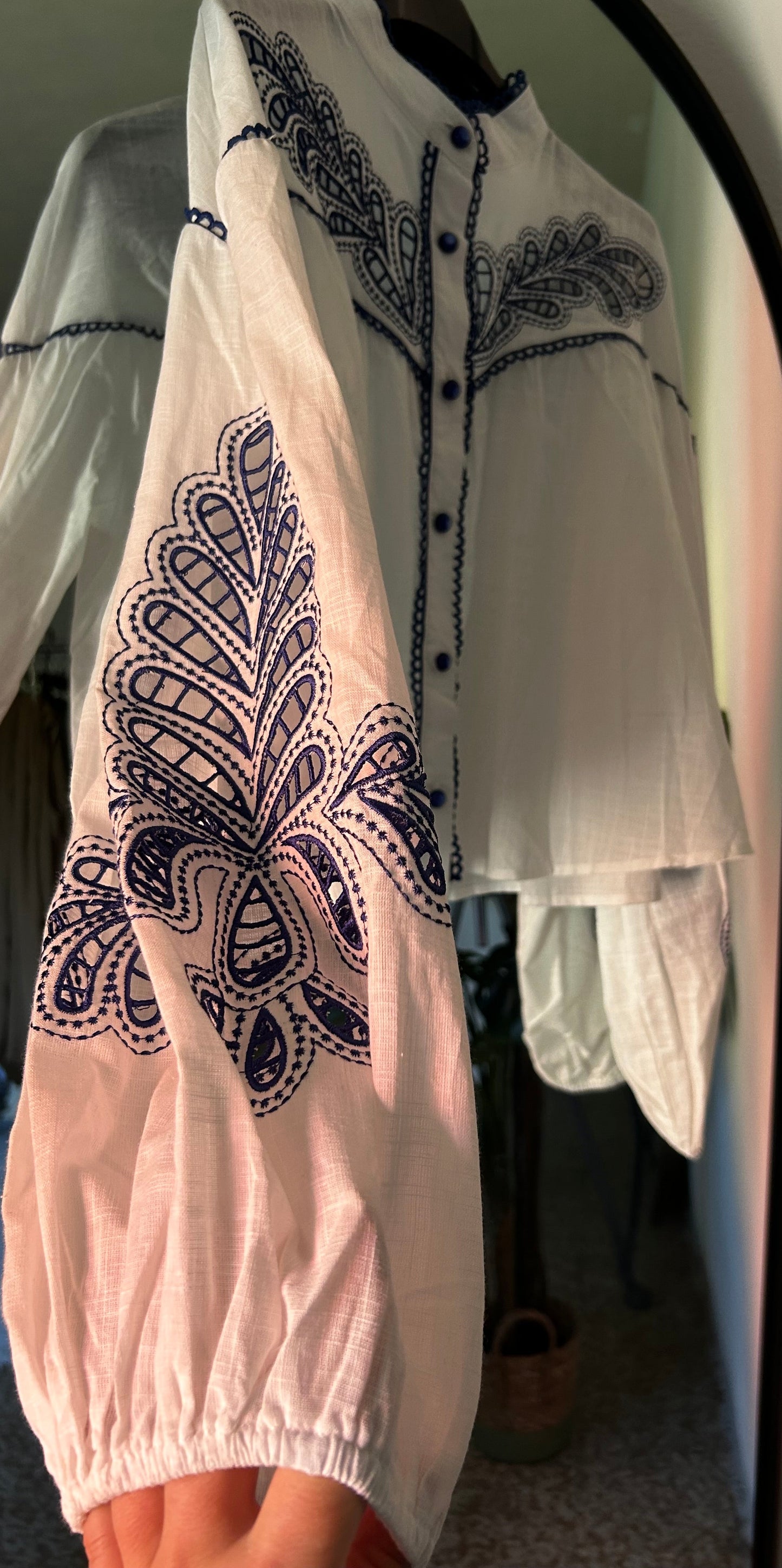 Camicia ricamo blu
